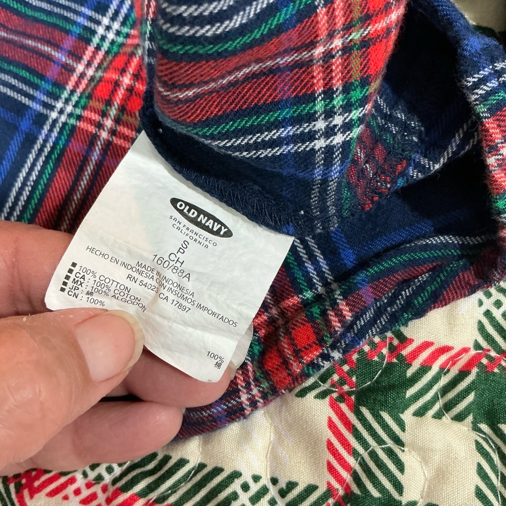 🍓 Old Navy Plaid Red and Blue Flannel Button Down Long Sleeve Shirt - SP - Picture 5 of 5